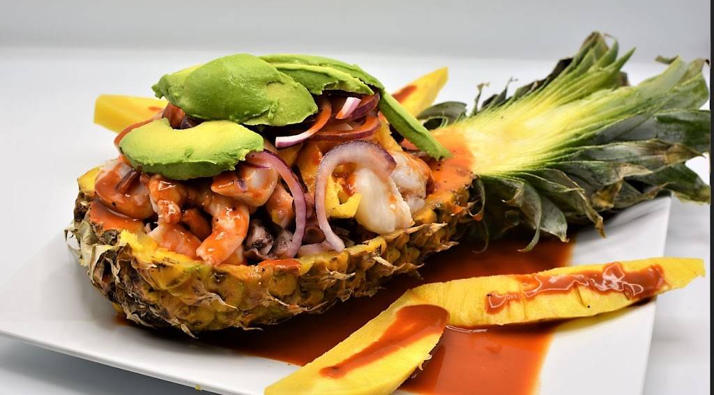 El Coco Pirata | restaurant | 10600 E Iliff Ave, Aurora, CO 80014, USA | 3039549530 OR +1 303-954-9530