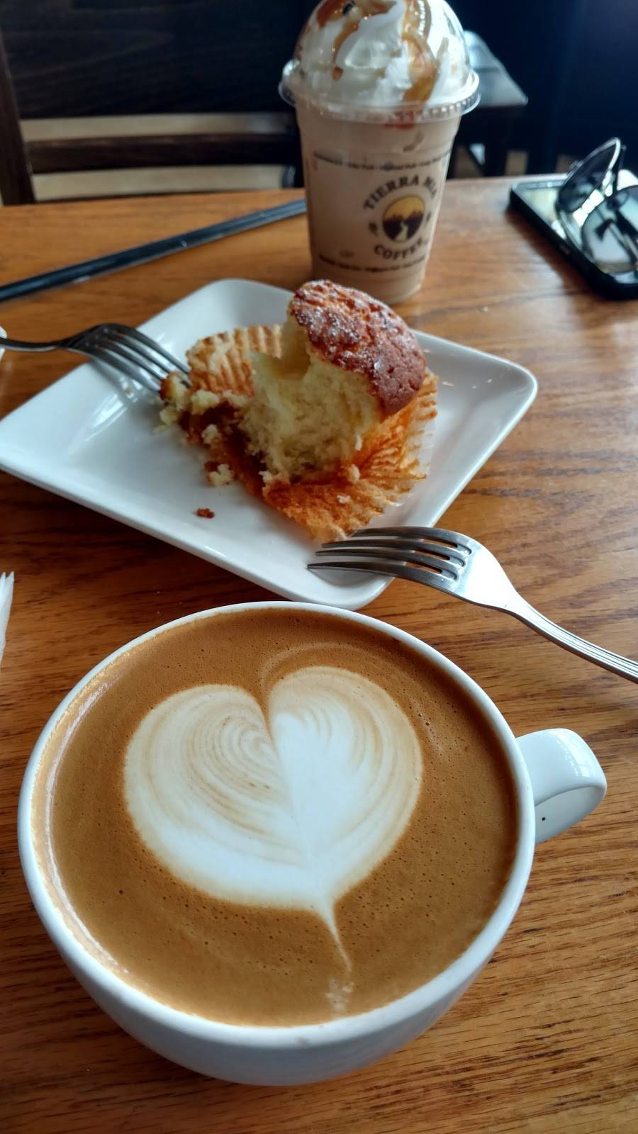 Tierra Mia Coffee | cafe | 1202 N Alvarado St, Los Angeles, CA 90026, USA | 2134833955 OR +1 213-483-3955