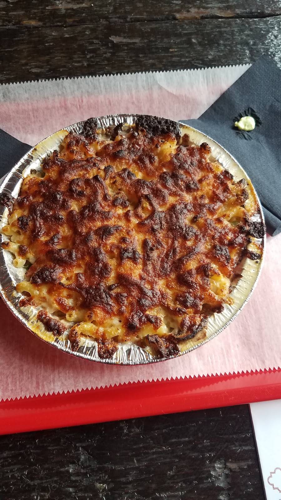 Brooklyn Mac | restaurant | 181 Graham Ave, Brooklyn, NY 11206, USA | 3477458505 OR +1 347-745-8505