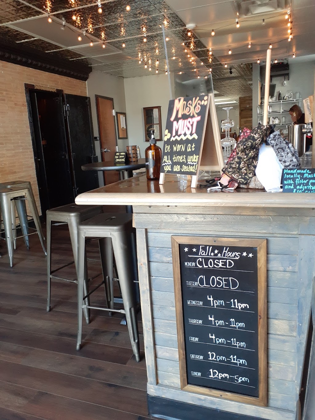 Triple Sun Spirits Co. - Newtown | restaurant | 126 S State St #200, Newtown, PA 18940, USA | 2159443057 OR +1 215-944-3057