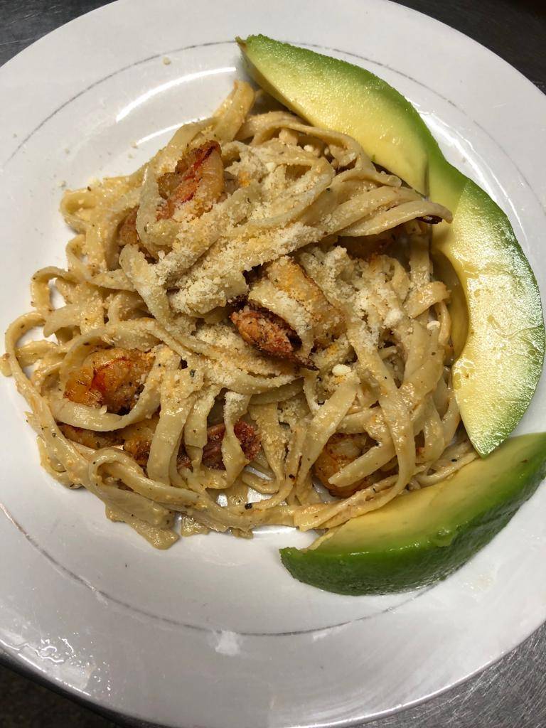 La Gloria Restaurant Sea Food | restaurant | 852 E 41st St, Hialeah, FL 33013, USA | 3056930224 OR +1 305-693-0224