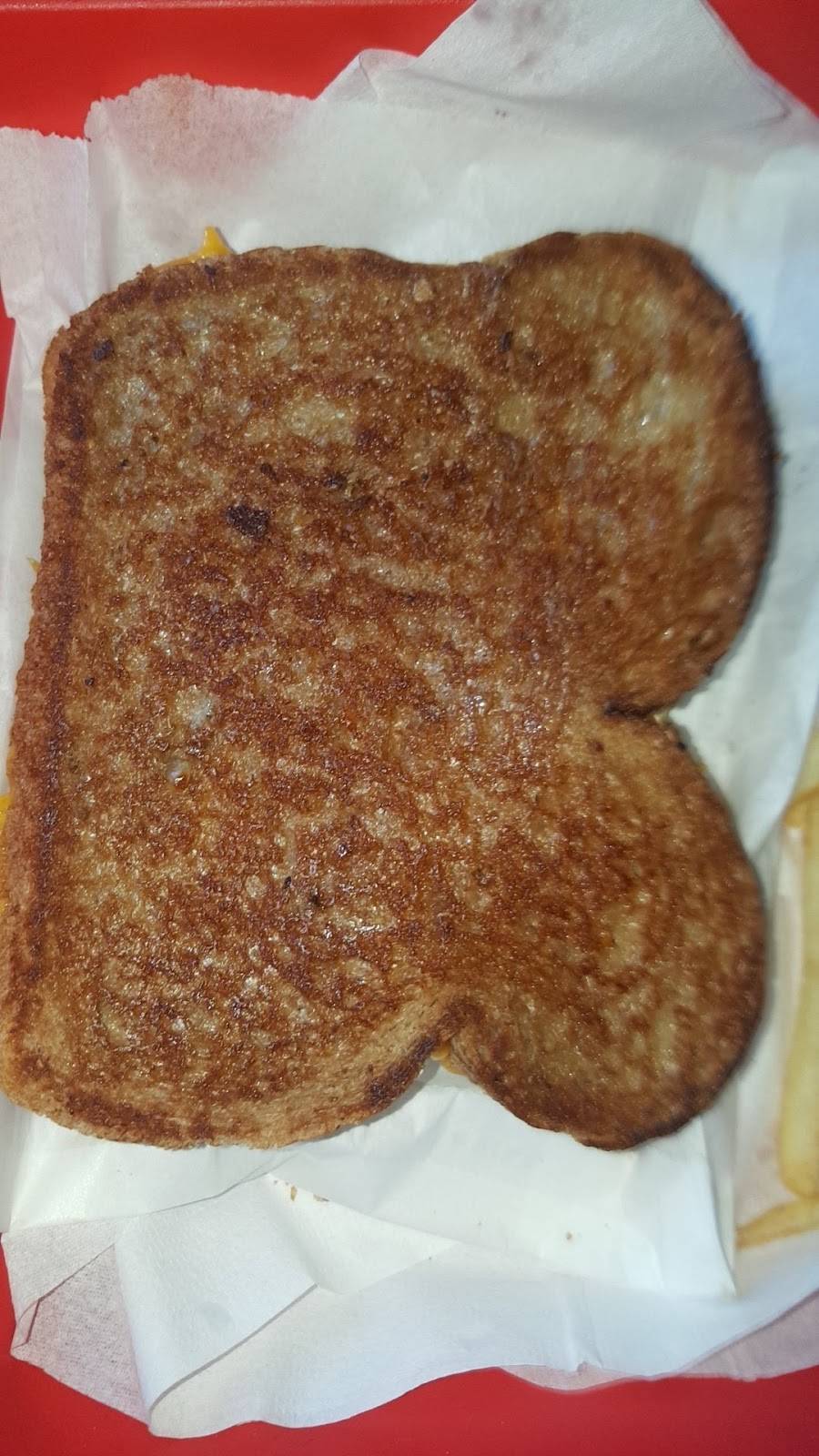 Buddy Burgers | restaurant | 600 S Oxnard Blvd, Oxnard, CA 93030, USA | 8054861196 OR +1 805-486-1196