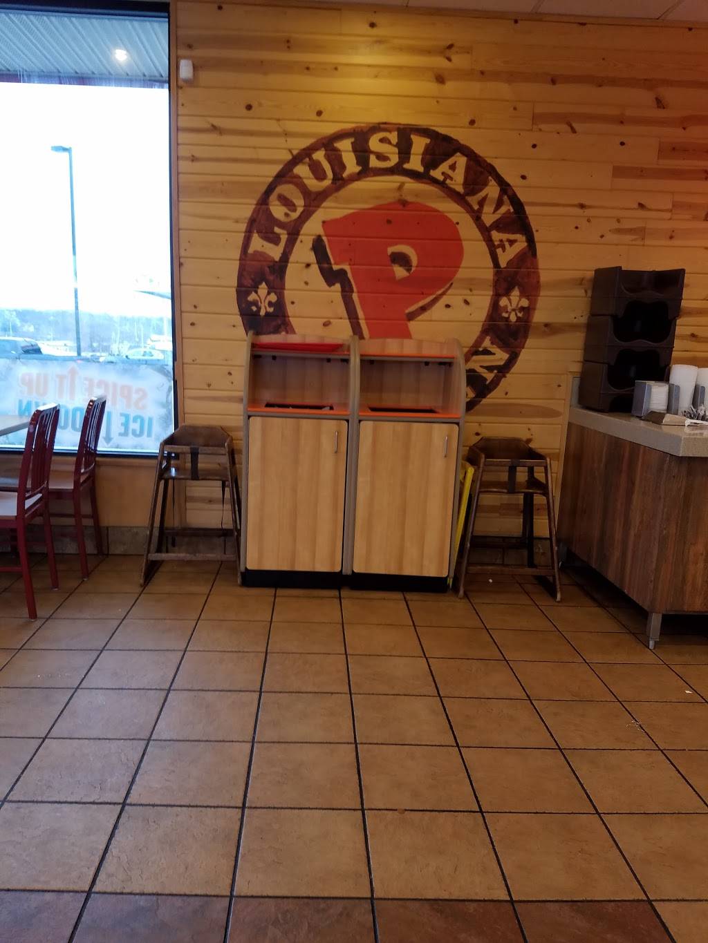 Popeyes Louisiana Kitchen | restaurant | 10601 Springfield Pike, Cincinnati, OH 45215, USA | 5137712640 OR +1 513-771-2640