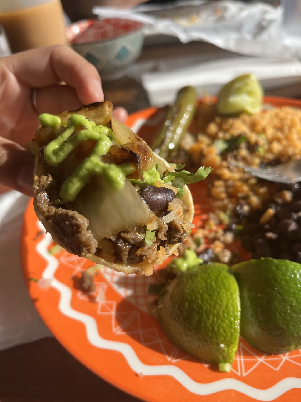 Taco El Machin | restaurant | 2570 NE Twin Knolls Dr #135, Bend, OR 97701, USA | 5413306781 OR +1 541-330-6781