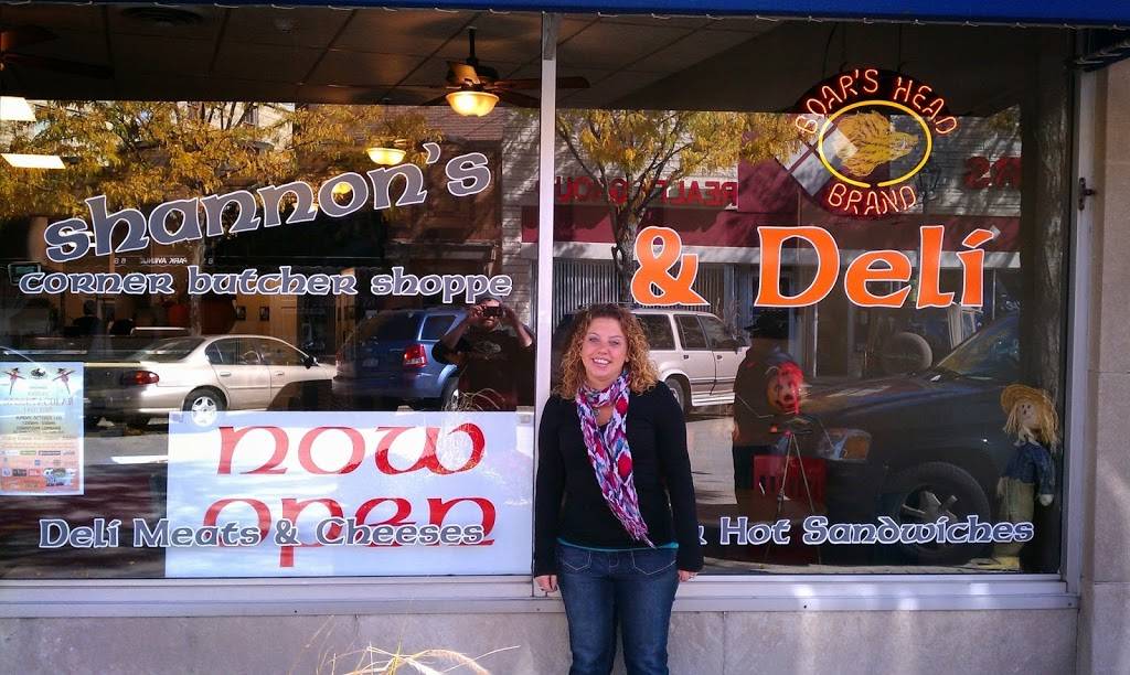 Shannons Deli | restaurant | 11 S Park Ave, Lombard, IL 60148, USA | 6309533354 OR +1 630-953-3354