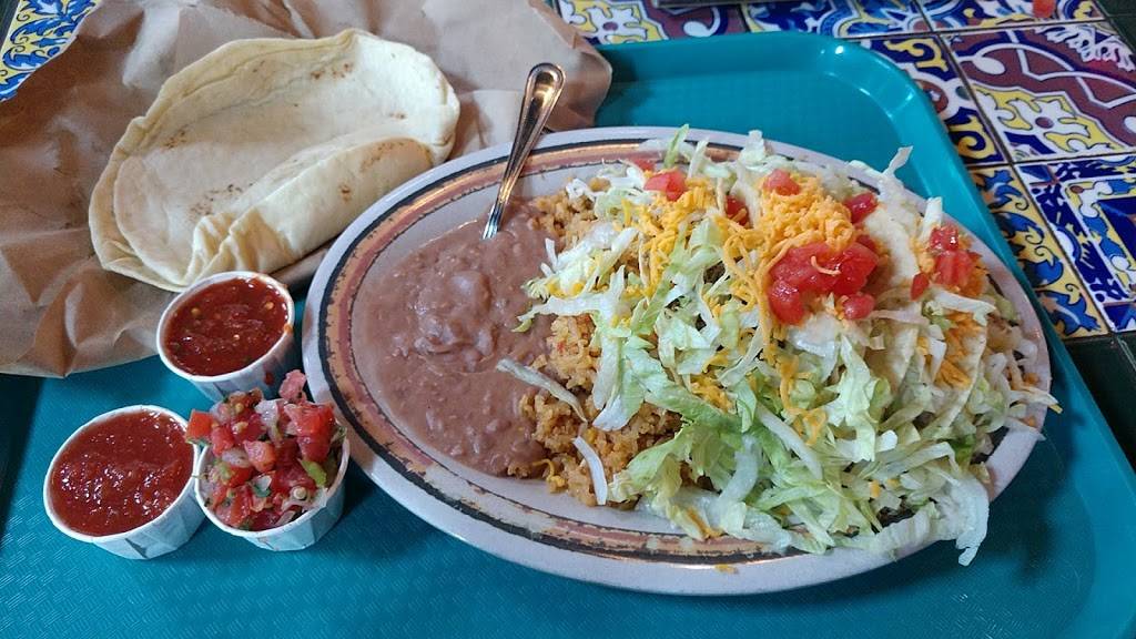 Rosas Cafe & Tortilla Factory | restaurant | 28134 Jefferson Ave, Temecula, CA 92590, USA | 9515065800 OR +1 951-506-5800