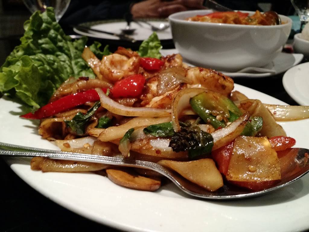 Benjarong | restaurant | 885 Rockville Pike, Rockville, MD 20852, USA | 3014245533 OR +1 301-424-5533