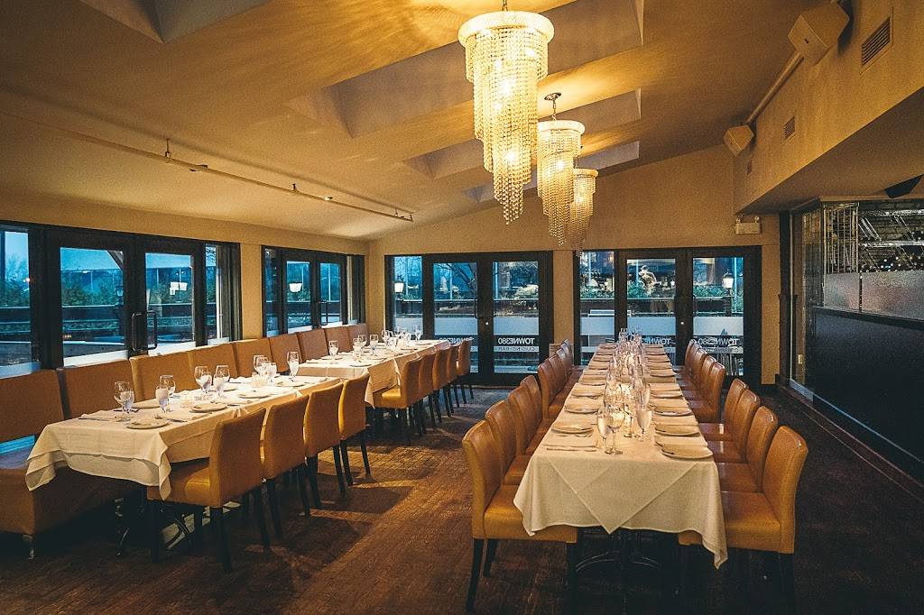 Towne 380 | Steakhouse & Seafood | restaurant | 380 Boulevard Saint-Martin O, Laval, QC H7M 3Y8, Canada | 4506688696 OR +1 450-668-8696