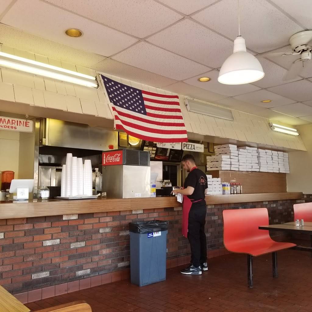 The Broiler | restaurant | 3601 Columbia Pike, Arlington, VA 22204, USA | 7039205944 OR +1 703-920-5944