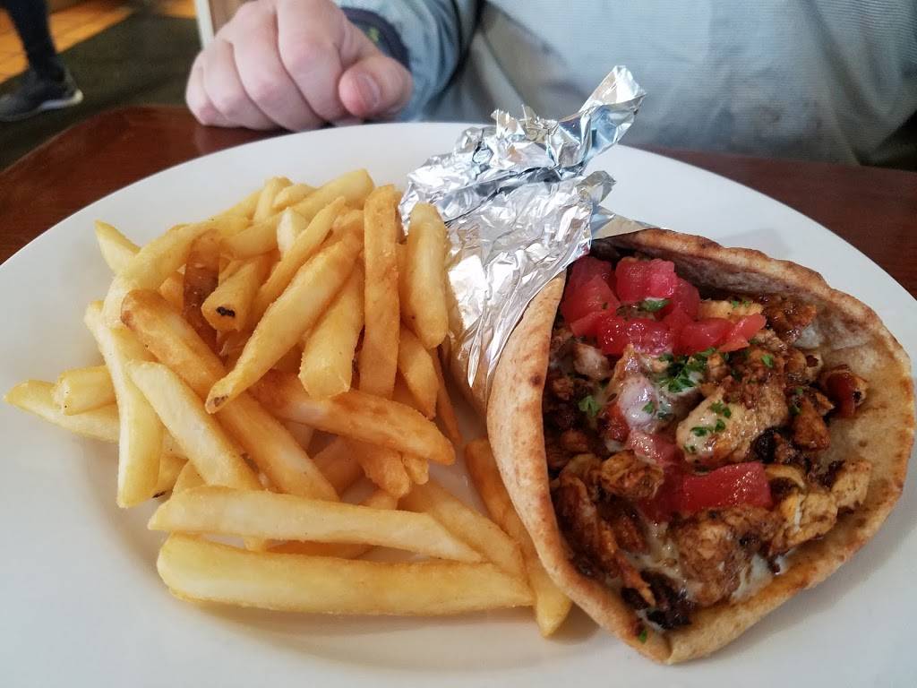 Andys Pizza & Subs | restaurant | 2 Town Square, Lovettsville, VA 20180, USA | 5408225001 OR +1 540-822-5001