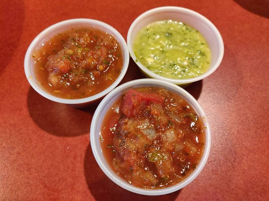 Moes Southwest Grill | restaurant | 1 Penn Plaza (LIRR Level, New York, NY 10010, USA | 2125947817 OR +1 212-594-7817