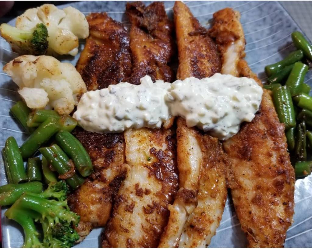 Texas Fish Place | restaurant | 12403 Veterans Memorial Dr, Houston, TX 77014, USA | 2817818375 OR +1 281-781-8375