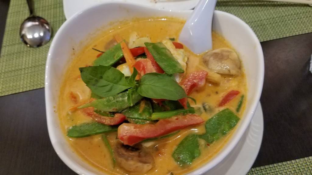 Pen Thai Sushi | restaurant | 1652 Algonquin Rd, Mt Prospect, IL 60056, USA | 8479560509 OR +1 847-956-0509