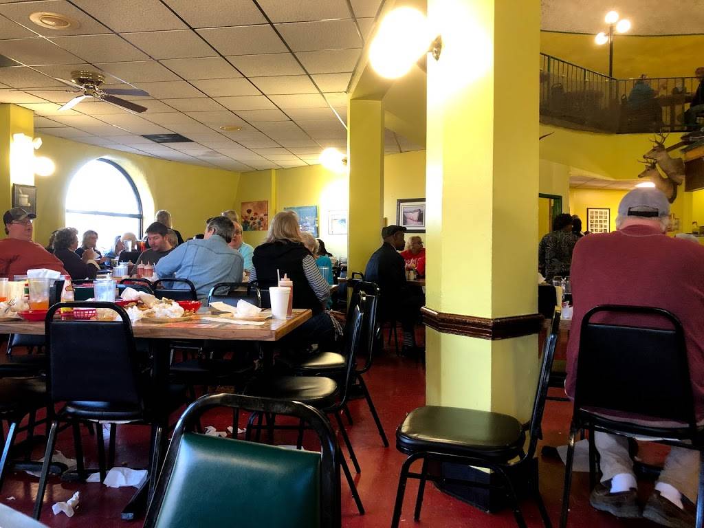 Jerrys Catfish House | restaurant | 3326 US 49, Florence, MS 39073, USA | 6018458860 OR +1 601-845-8860