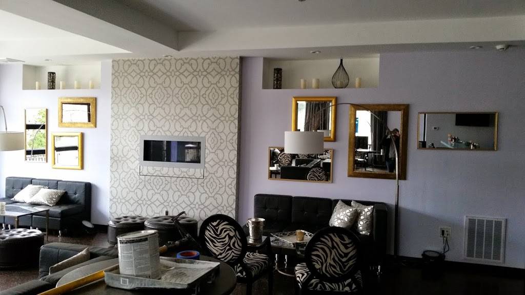 DiSalvos Lounge | night club | 355 E 4th St, Williamsport, PA 17701, USA | 5703271200 OR +1 570-327-1200