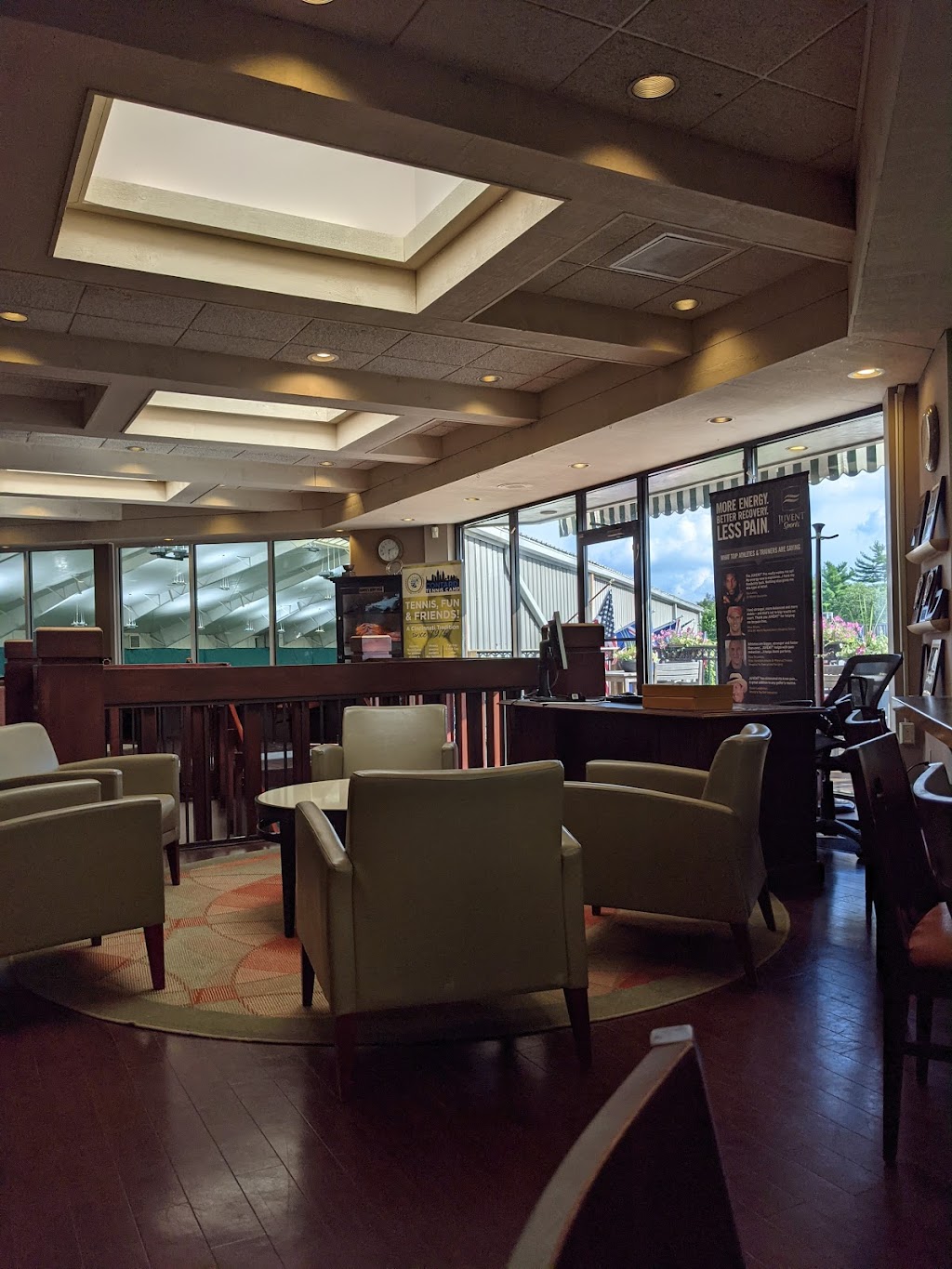 The Club at Harpers Point | restaurant | 8675 E Kemper Rd, Cincinnati, OH 45249, USA | 5134899700 OR +1 513-489-9700