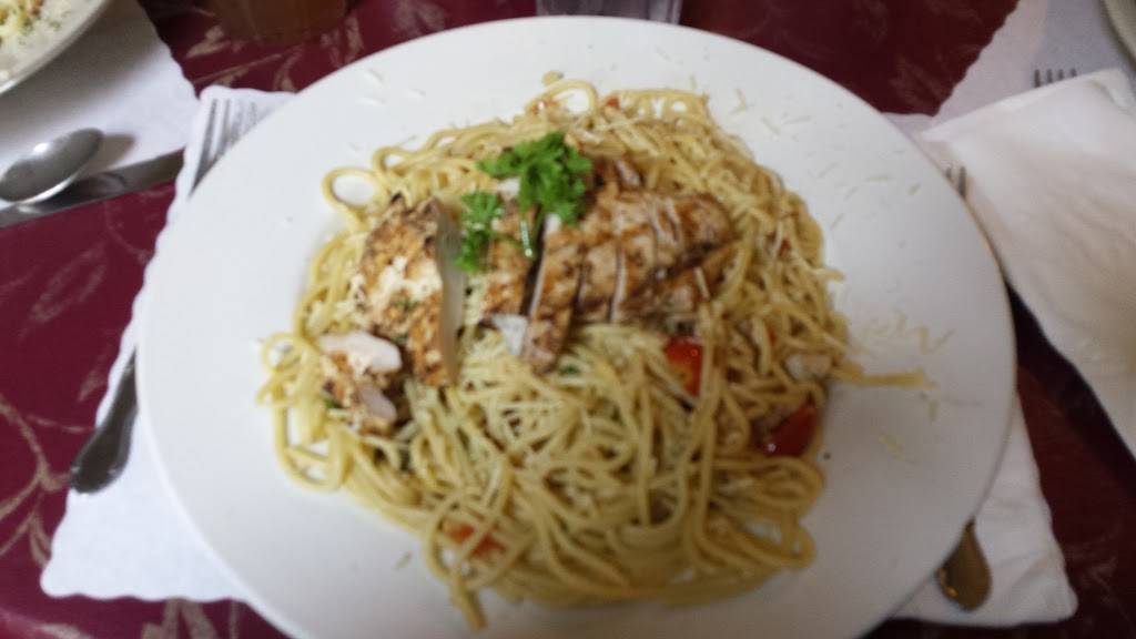 The Village Inn | restaurant | 1488 Ferry Rd, Grand Island, NY 14072, USA | 7167735030 OR +1 716-773-5030