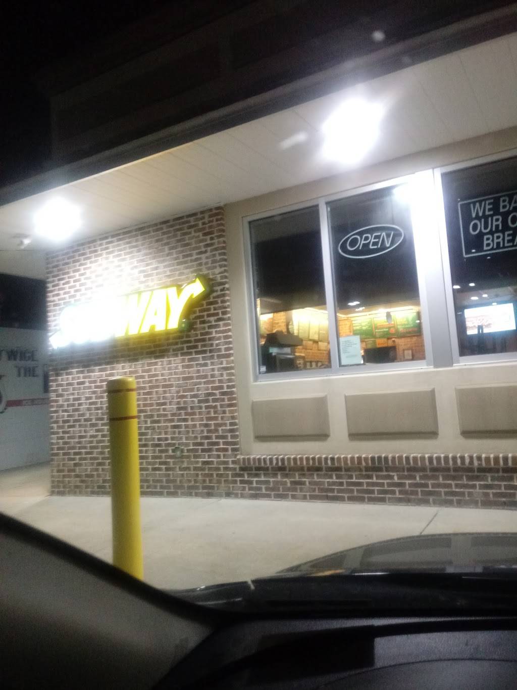 Subway | meal takeaway | 19485 MS-67, Biloxi, MS 39532, USA | 2283960407 OR +1 228-396-0407