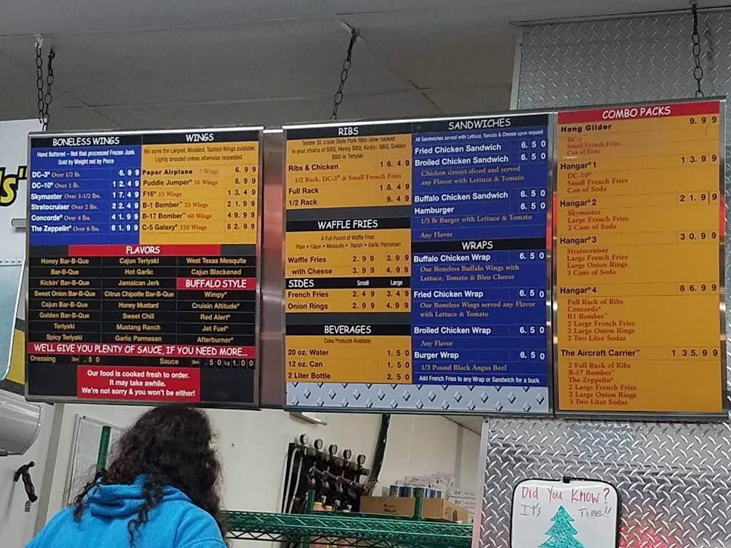 Wings Over Greenville | restaurant | 1400 Charles Blvd, Greenville, NC 27858, USA | 2527589464 OR +1 252-758-9464