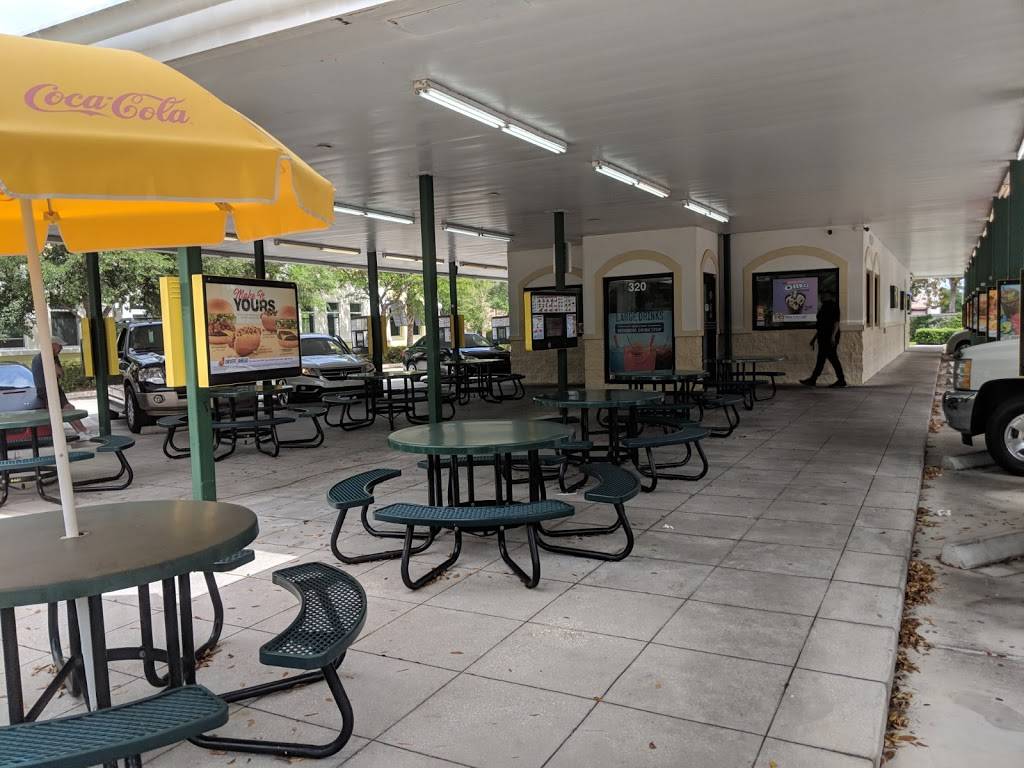 Sonic Drive-In | restaurant | 320 Winchester Park Blvd, Boynton Beach, FL 33436, USA | 5617335311 OR +1 561-733-5311