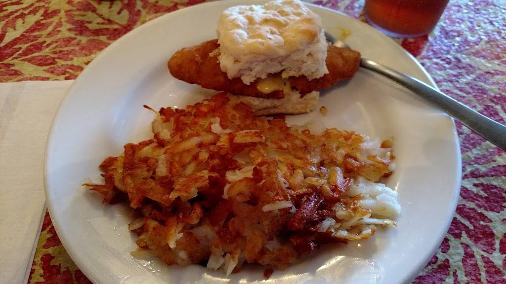 Breeces Cafe | cafe | 111 S Public Square, Centerville, TN 37033, USA | 9317293481 OR +1 931-729-3481