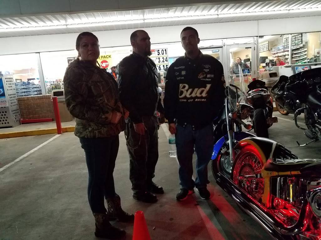 Kangaroo Express | meal takeaway | 201 Main St, Daytona Beach, FL 32118, USA | 3862529867 OR +1 386-252-9867