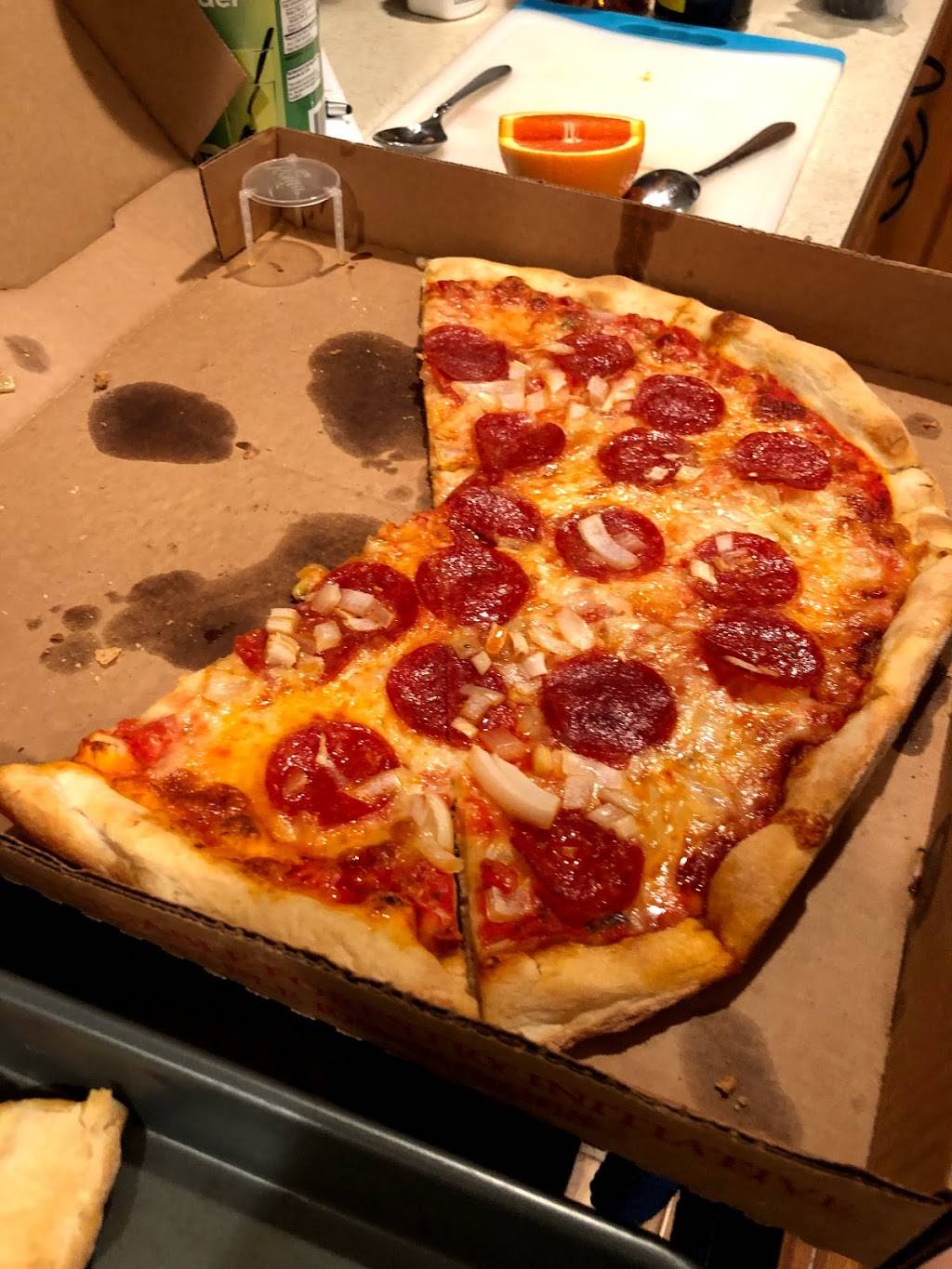 Junior’s Pizza Plus | restaurant | 13212 E Colonial Dr, Orlando, FL 32826, USA | 4073800770 OR +1 407-380-0770