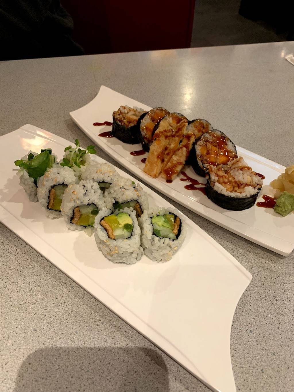 Issho Ni Ramen, Sushi & Hibachi | restaurant | 34302 Euclid Ave, Willoughby, OH 44094, USA | 4403068020 OR +1 440-306-8020