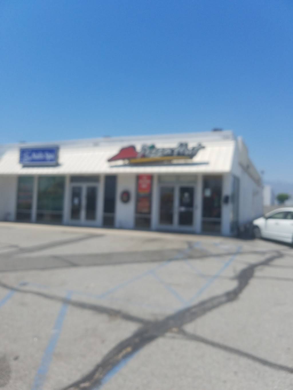 Pizza Hut | restaurant | 1665 W. San Bernardino Blvd, Covina, CA 91722, USA | 6263395000 OR +1 626-339-5000