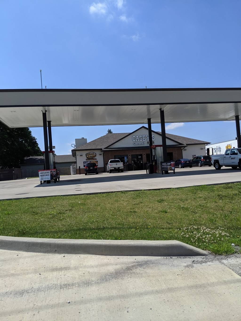 Caseys | meal takeaway | 9011 E 00 N S, Greentown, IN 46936, USA | 7656287422 OR +1 765-628-7422