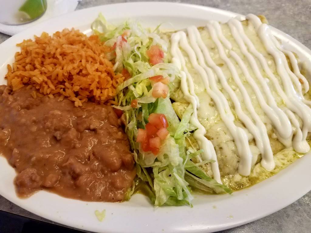 Angeles de Puebla Restaurante | restaurant | 2255 S Broadway, Santa Maria, CA 93454, USA | 8053323175 OR +1 805-332-3175