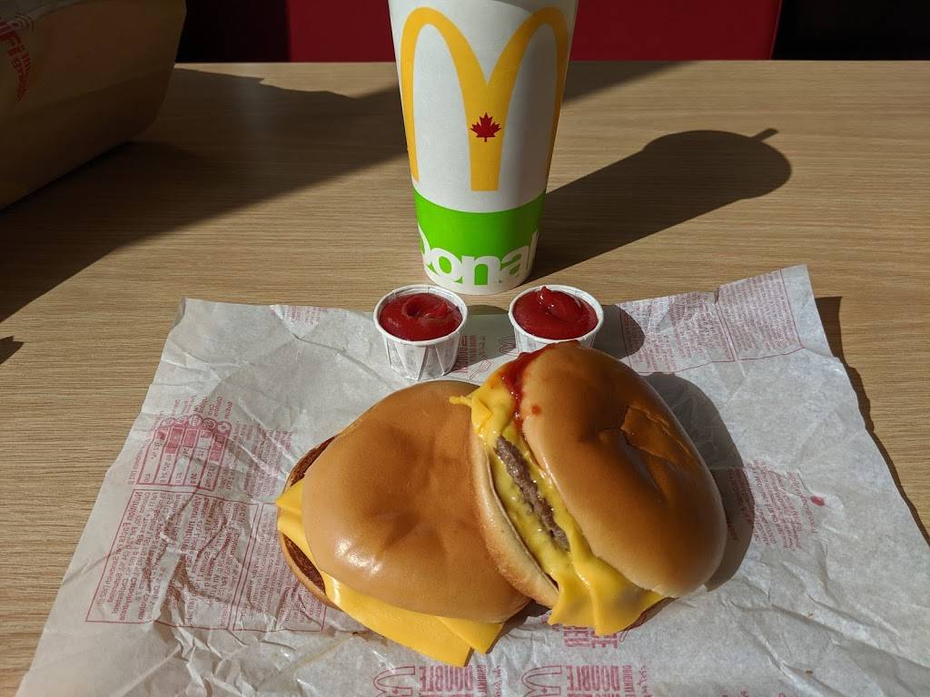 McDonalds | cafe | 1070 Major Mackenzie Dr E, Richmond Hill, ON L4S 1P3, Canada | 9055089550 OR +1 905-508-9550
