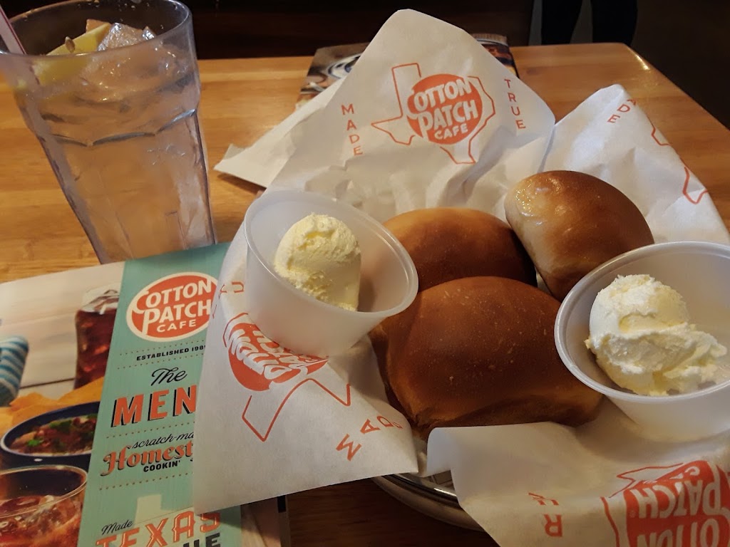 Cotton Patch Cafe | restaurant | 406 E Commerce St, Brownwood, TX 76801, USA | 3254300125 OR +1 325-430-0125