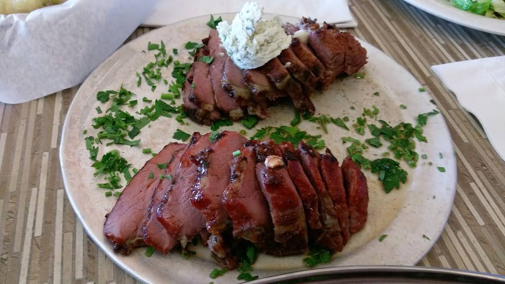 Dickeys Barbecue Pit | restaurant | 3851 Alton Pkwy, Irvine, CA 92606, USA | 6266004257 OR +1 626-600-4257