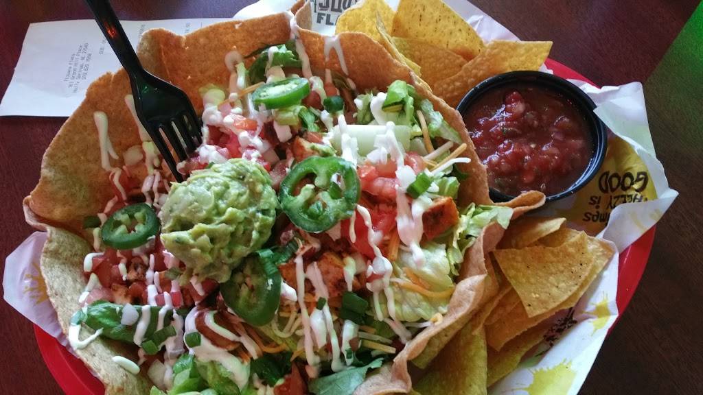 Tijuana Flats | restaurant | 161 Grand Hill Pl, Holly Springs, NC 27540, USA | 9196297558 OR +1 919-629-7558