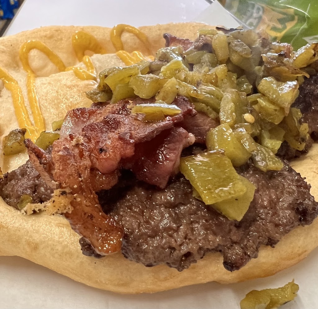 The Frybread Lady | restaurant | 914 E McGaffey St, Roswell, NM 88203, USA | 5754897436 OR +1 575-489-7436