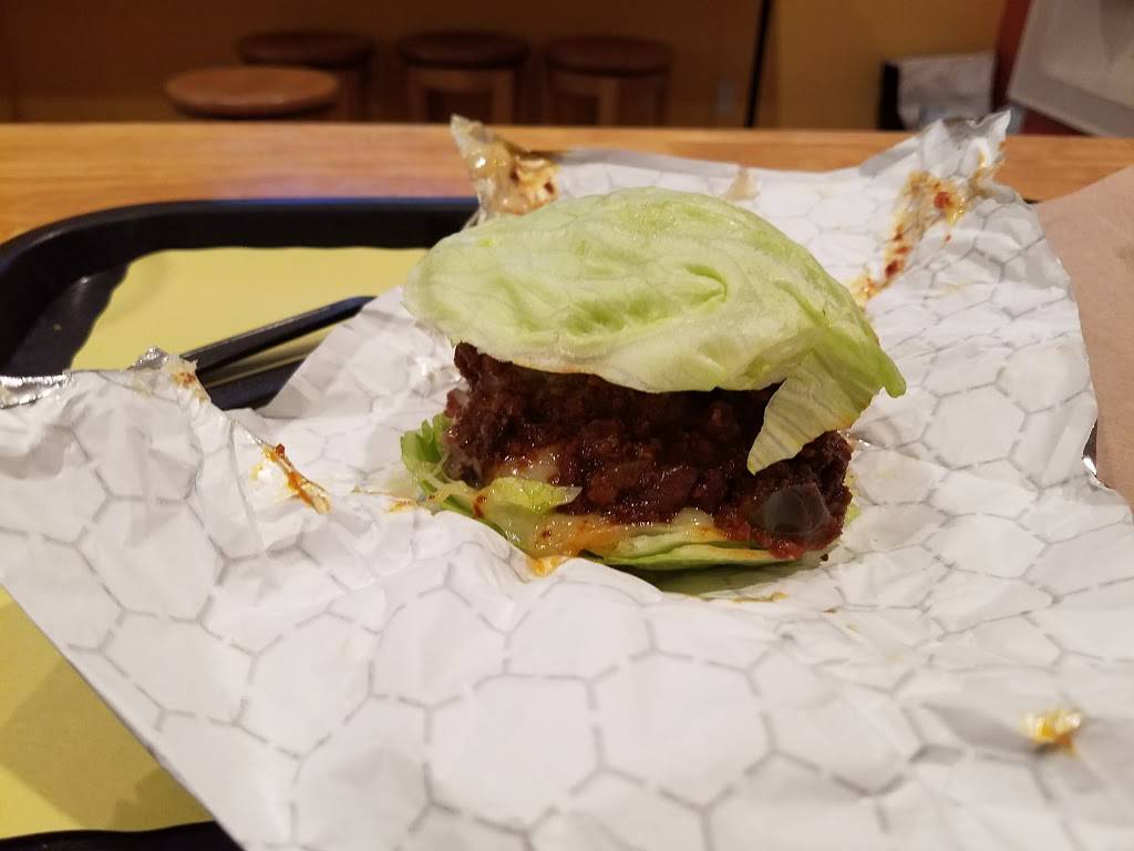 Bellas Burger Shack | restaurant | 52 S Finley Ave # 5C, Basking Ridge, NJ 07920, USA | 9083404545 OR +1 908-340-4545