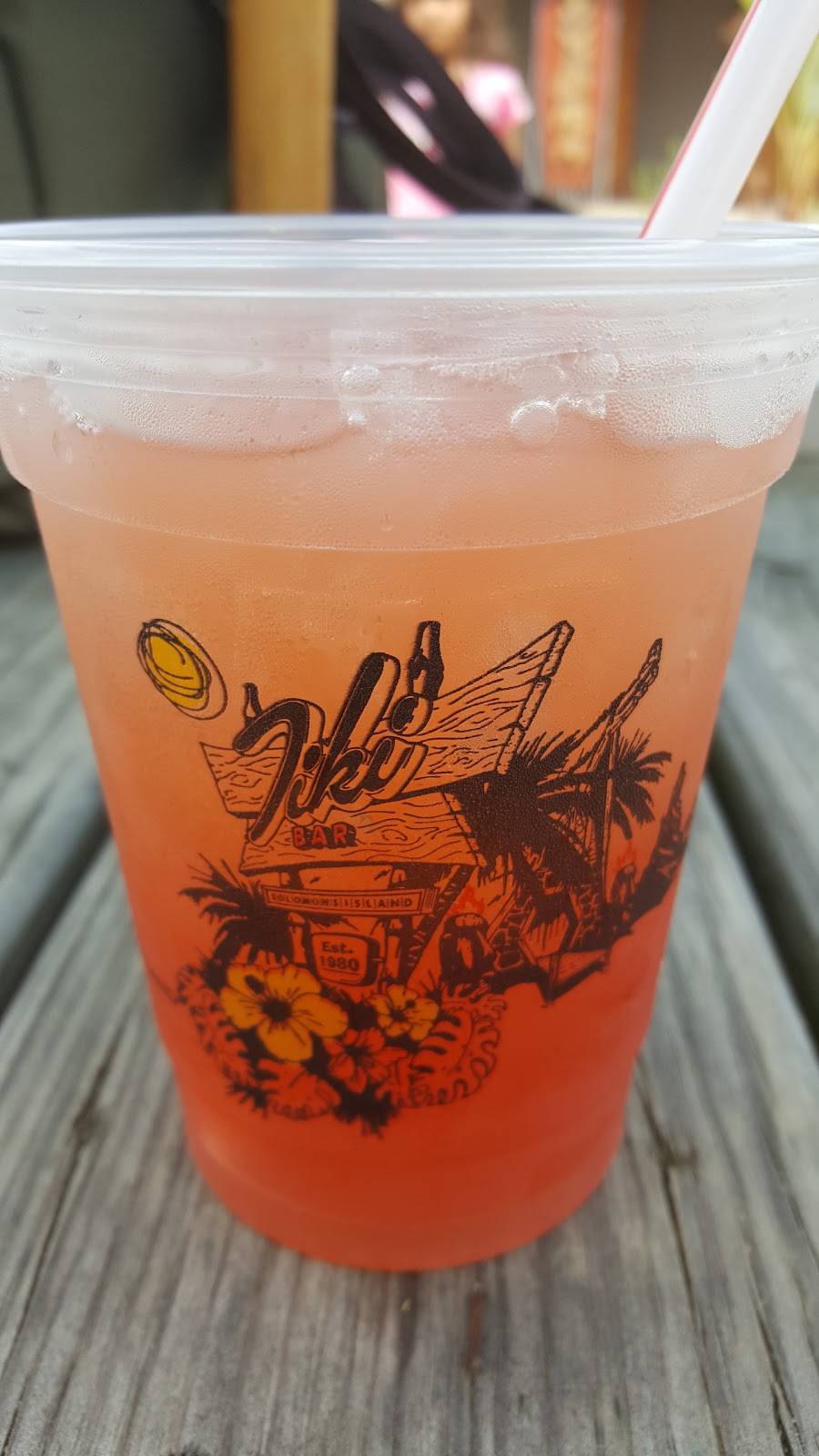 Tiki Bar | restaurant | 85 Charles St, Solomons, MD 20688, USA | 4103264075 OR +1 410-326-4075