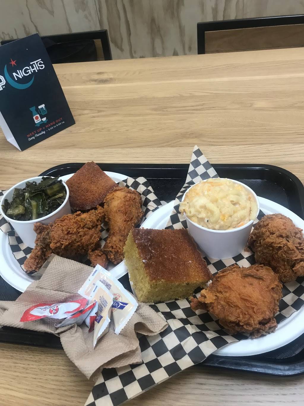 Minnie Bell’s Soul Movement | restaurant | Emeryville Public Market, 5959 Shellmound Suite, Emeryville, CA 94608, USA | 5108797199 OR +1 510-879-7199