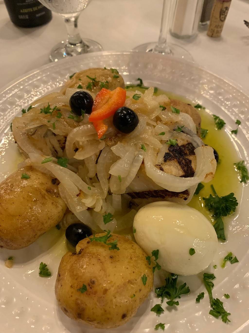 Caravela Portuguese Restaurant Miami | restaurant | 7761 NW 107th Ave Suite 2-11, Doral, FL 33178, USA | 3056299339 OR +1 305-629-9339