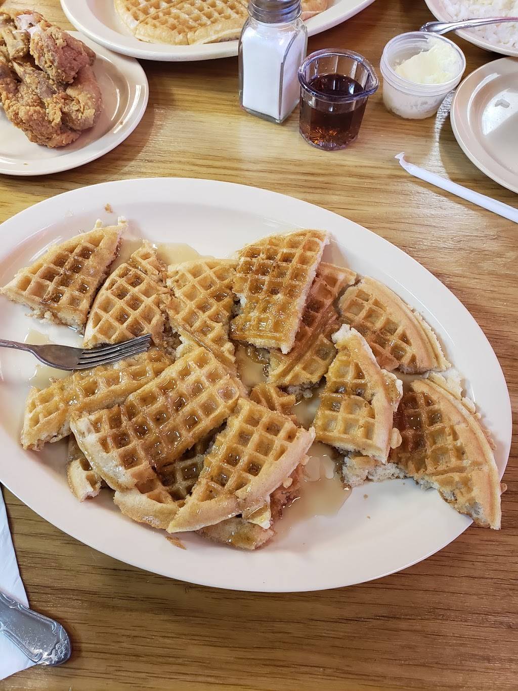 Roscoes House of Chicken and Waffles - Inglewood (Manchester &  | restaurant | 106 W Manchester Ave, Los Angeles, CA 90003, USA | 3237526211 OR +1 323-752-6211