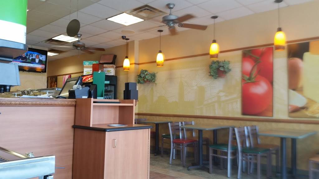 Subway | restaurant | 44 State St, Lynn, MA 01901, USA | 7815953333 OR +1 781-595-3333