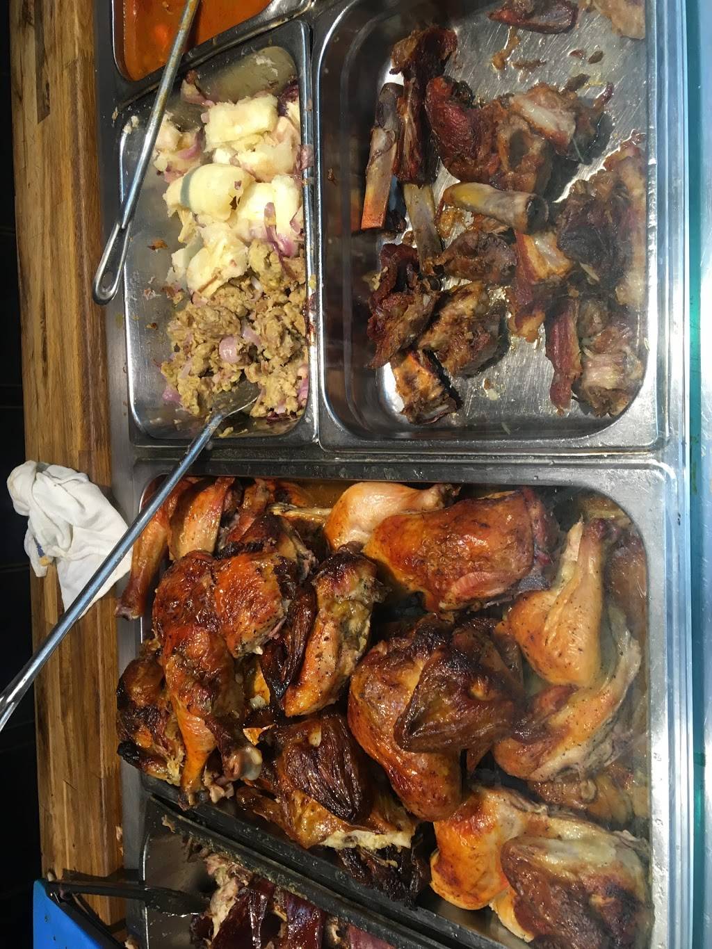 El Castillo de Jagua | restaurant | 6811 4th Ave, Brooklyn, NY 11220, USA | 7187450649 OR +1 718-745-0649