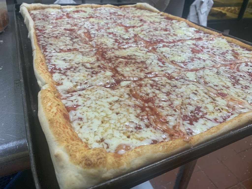 Endless Flavors Square Pizza and Bakery | restaurant | 23 E Main St, Gloucester, MA 01930, USA | 9785757028 OR +1 978-575-7028