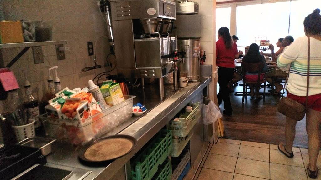 IHOP | bakery | 1114 Casitas Pass Rd, Carpinteria, CA 93013, USA | 8055664926 OR +1 805-566-4926