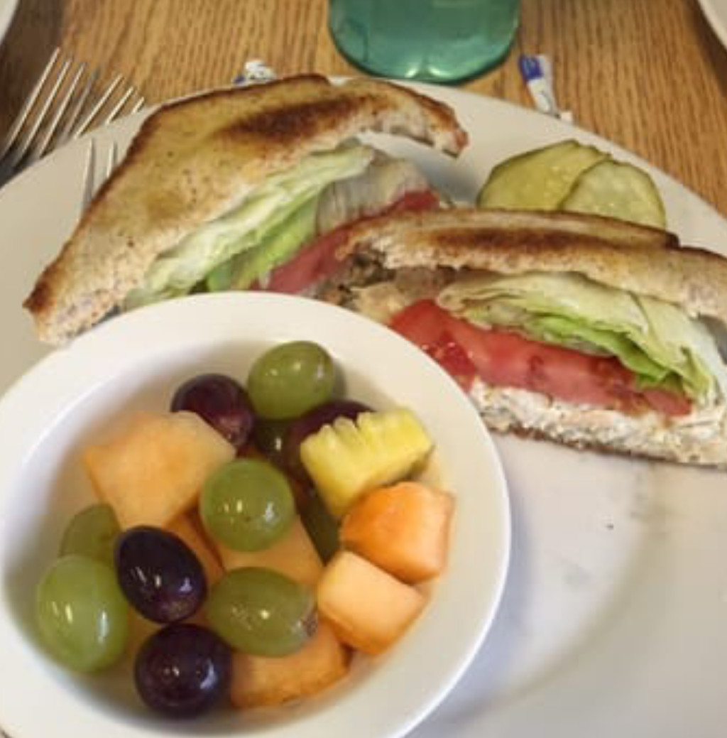 Deckers Express | restaurant | 560 Lakeland Plaza, Cumming, GA 30040, USA | 7708894742 OR +1 770-889-4742