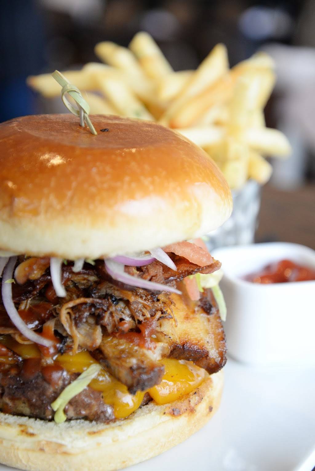 The Greens Country Club | restaurant | 13100 Green Valley Dr, Oklahoma City, OK 73120, USA | 4057516266 OR +1 405-751-6266