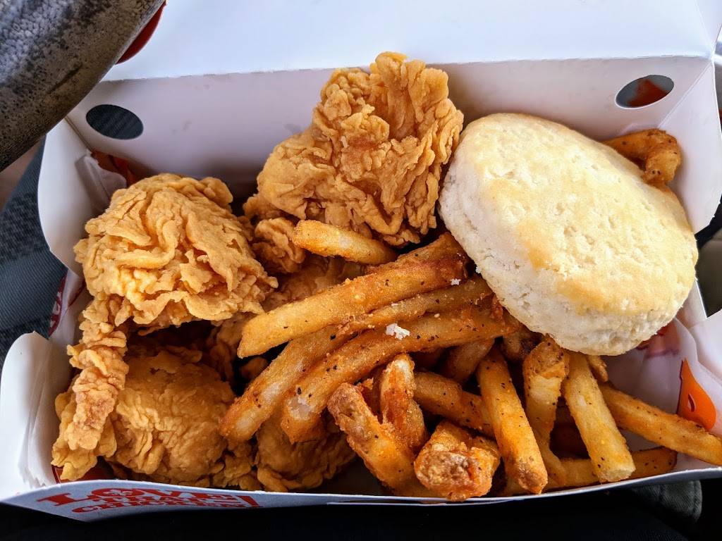 Popeyes Louisiana Kitchen | restaurant | 5581 Soutel Dr, Jacksonville, FL 32219, USA | 9047642228 OR +1 904-764-2228