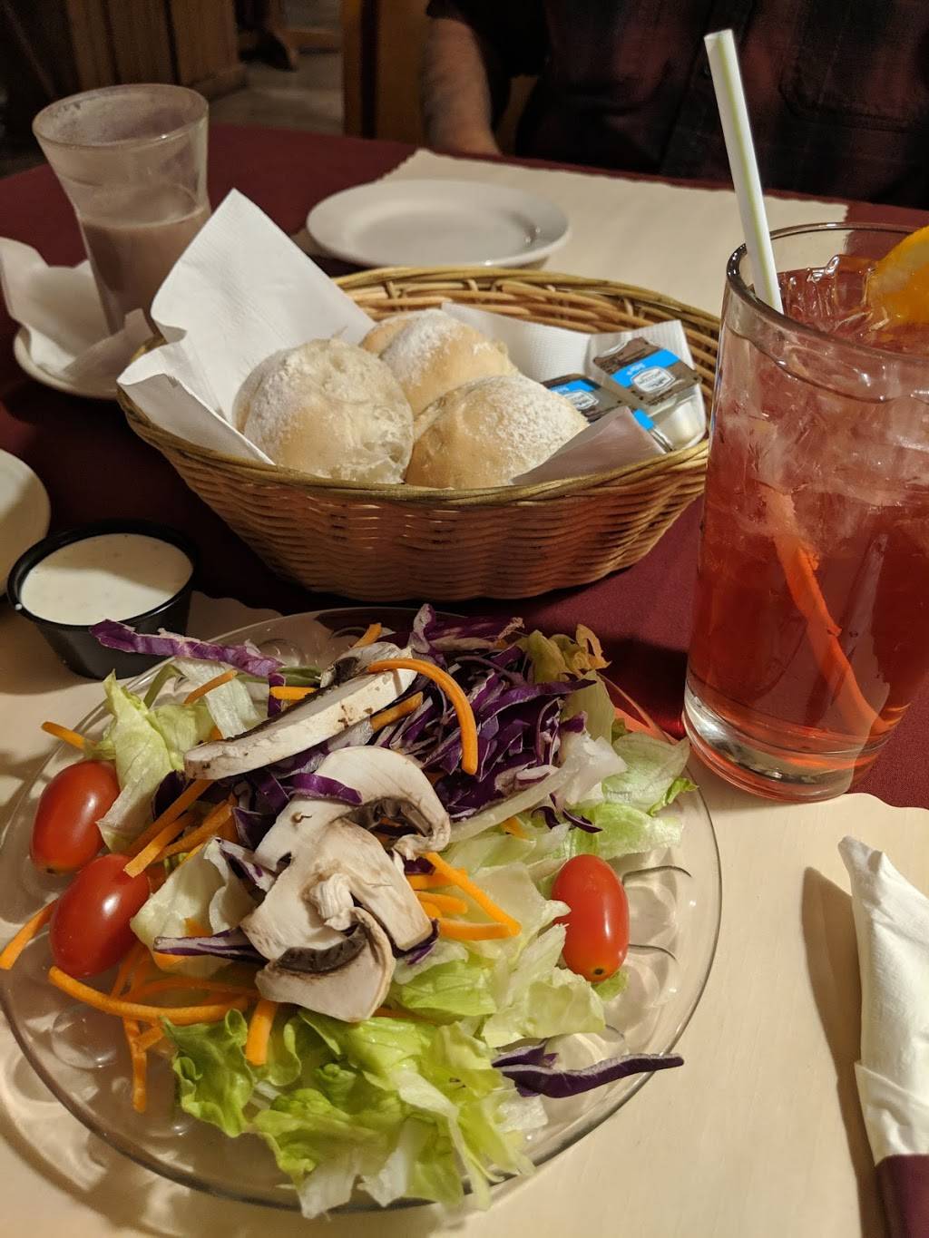 Greshville Inn | restaurant | 1013 Reading Ave, Boyertown, PA 19512, USA | 6103676994 OR +1 610-367-6994