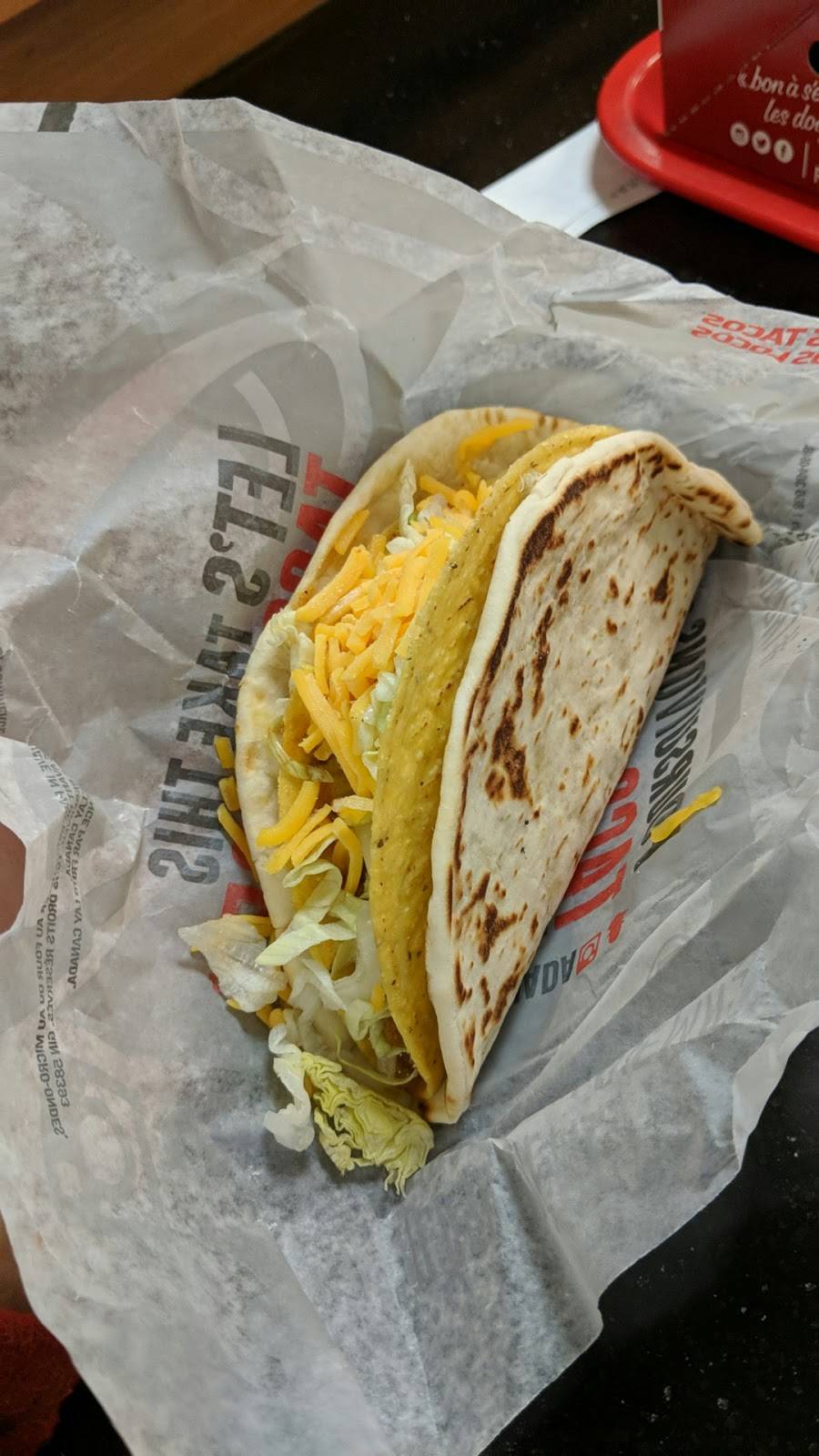 KFC | meal delivery | 10594 Yonge St, Richmond Hill, ON L4C 3C8, Canada | 9058848488 OR +1 905-884-8488